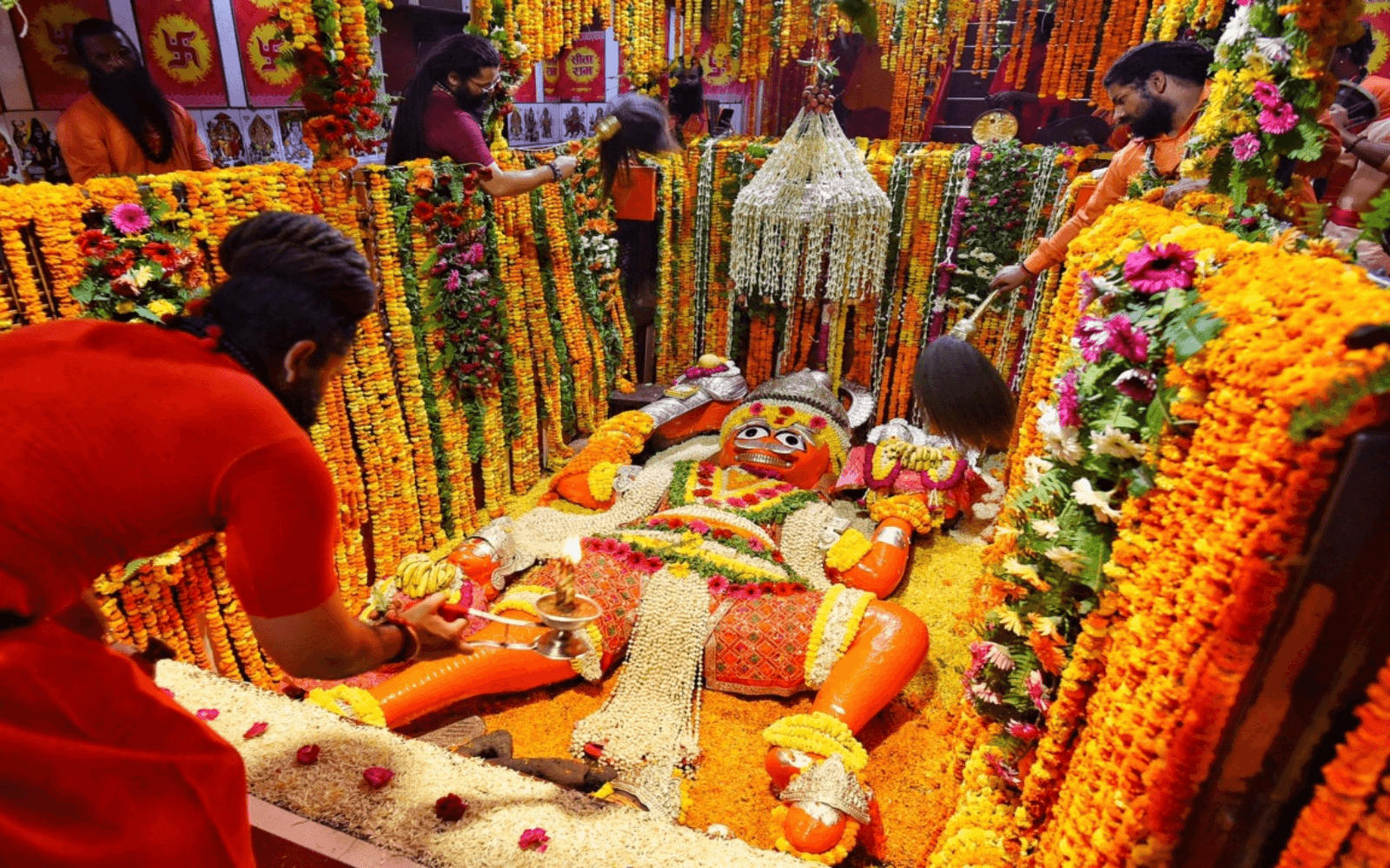 Shri Lete Hue Hanumanji Temple at Maha Kumbh 2025